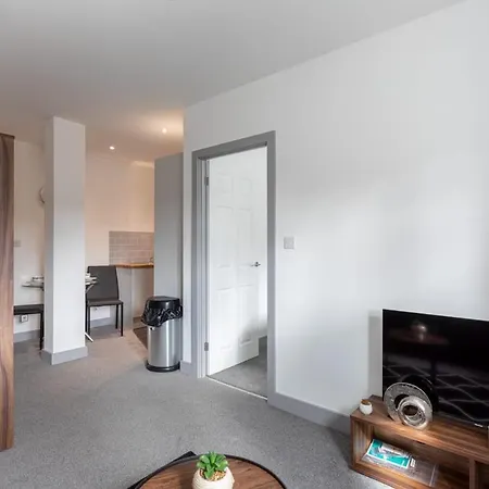 Modern 1 Bedroom Leeds * Leeds (West Yorkshire)