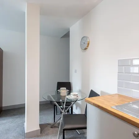 Modern 1 Bedroom Leeds Appartement *